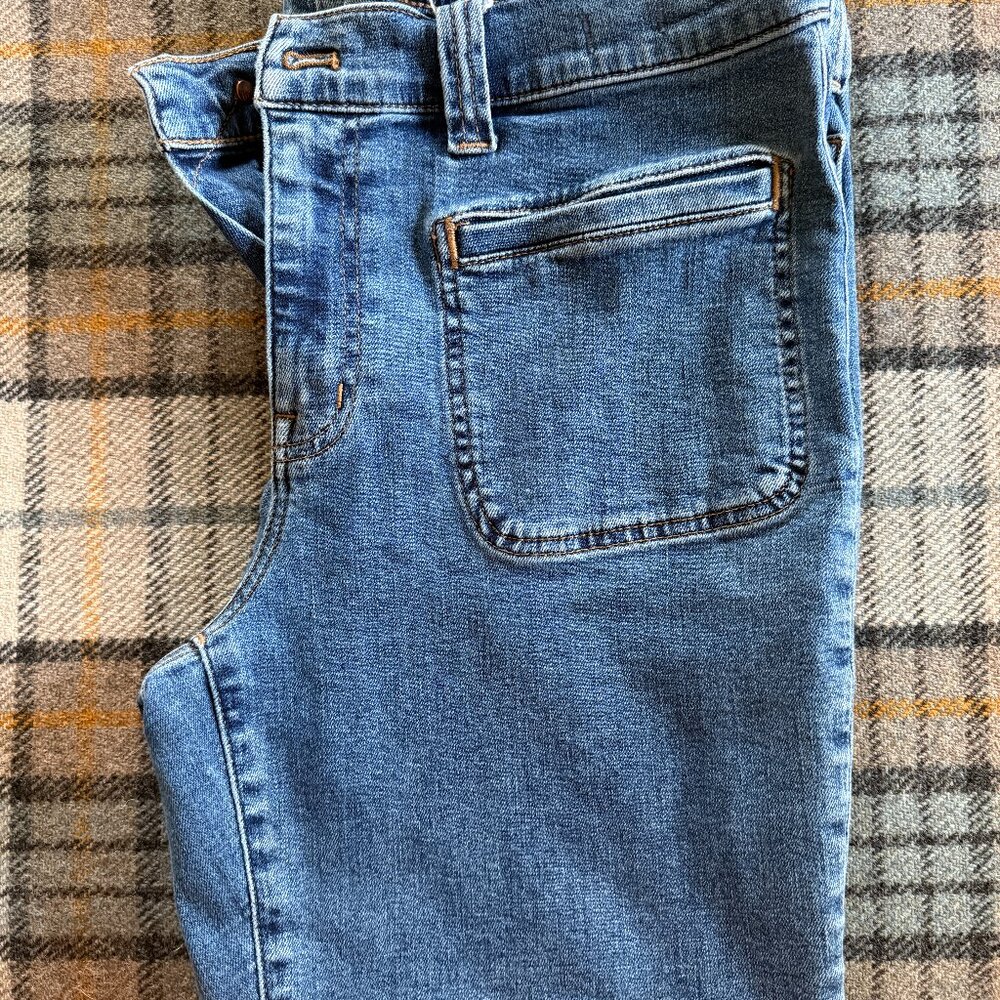 Madewell Kick Out Cropped Jeans, size 30